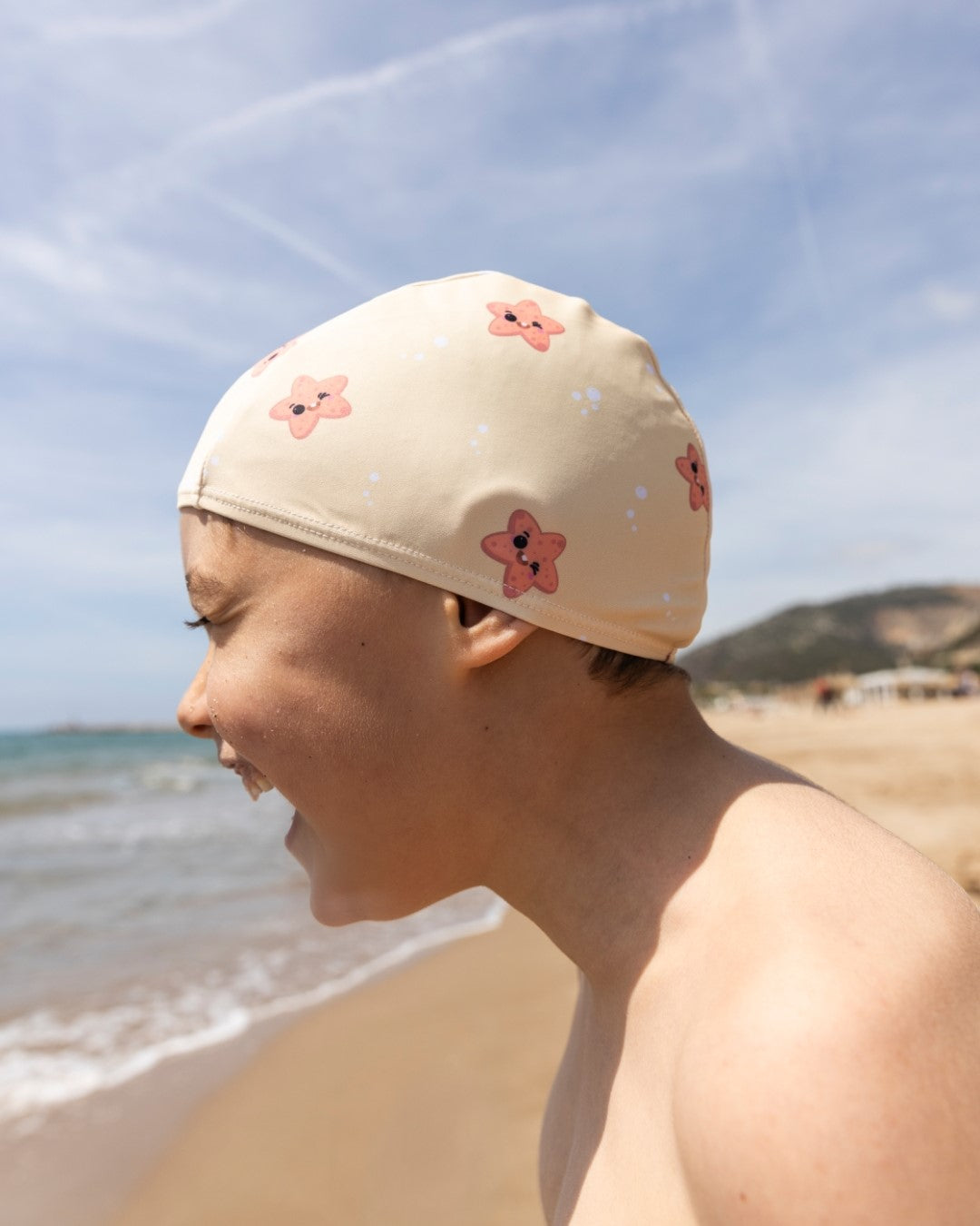 Gorro Natación Estrellita Vainilla<br>SONRISITAS